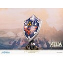 The Legend of Zelda Breath of the Wild statuette PVC Hylian Shield Standard Edition 29 cm