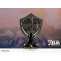 The Legend of Zelda Breath of the Wild statuette PVC Hylian Shield Collector's Edition 29 cm