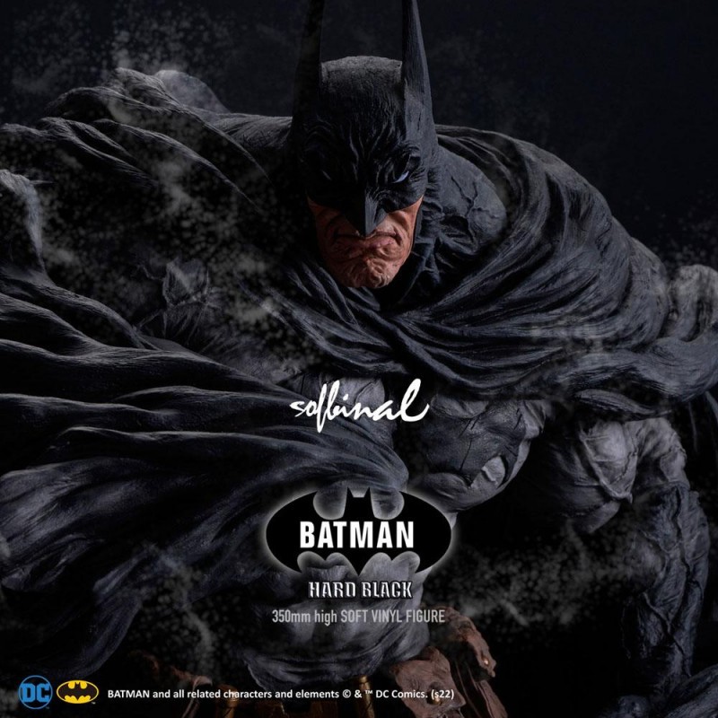 DC Comics statuette Sofbinal Soft Vinyl Batman Hard Black Ver. 35 cm