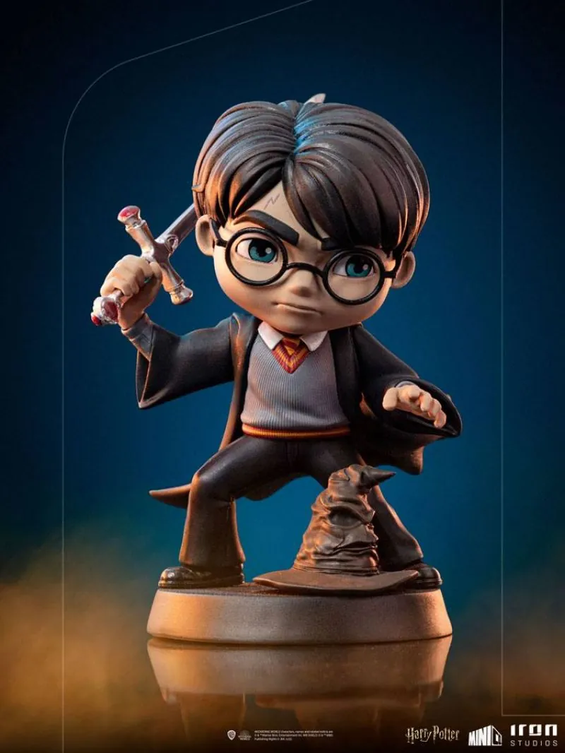 Harry Potter figurine Mini Co. PVC Harry Potter with Sword of Gryffindor 14 cm