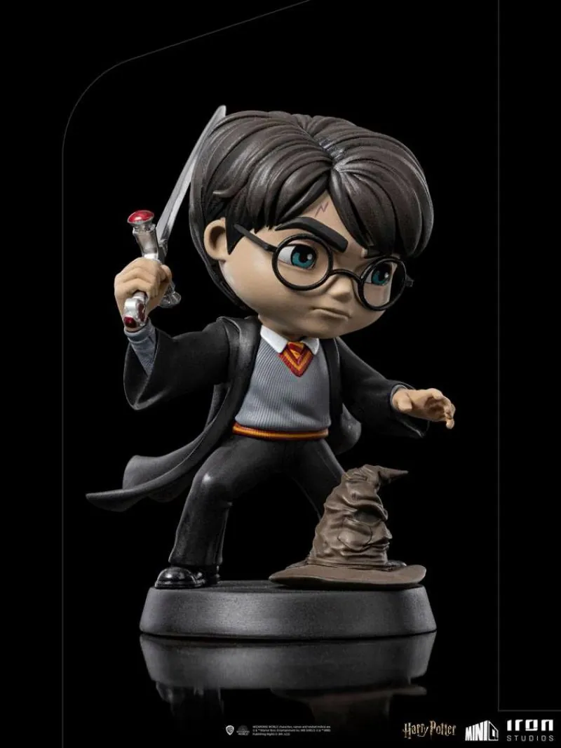 Harry Potter figurine Mini Co. PVC Harry Potter with Sword of Gryffindor 14 cm