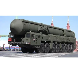 15U175 TEL of RS-12M1Topol-M ICBM