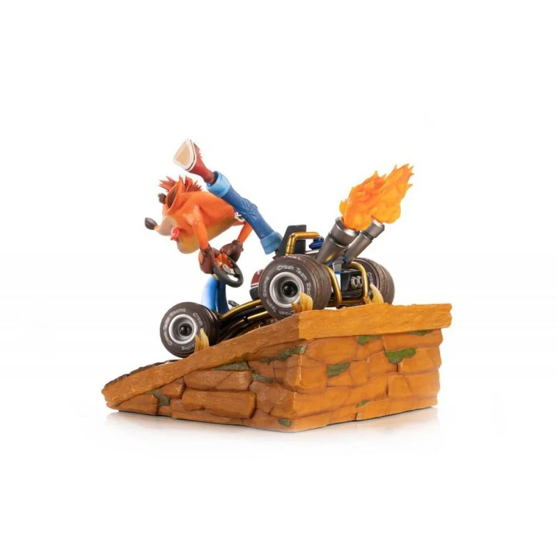 Crash Team Racing Nitro-Fueled statuette Crash in Kart 31 cm