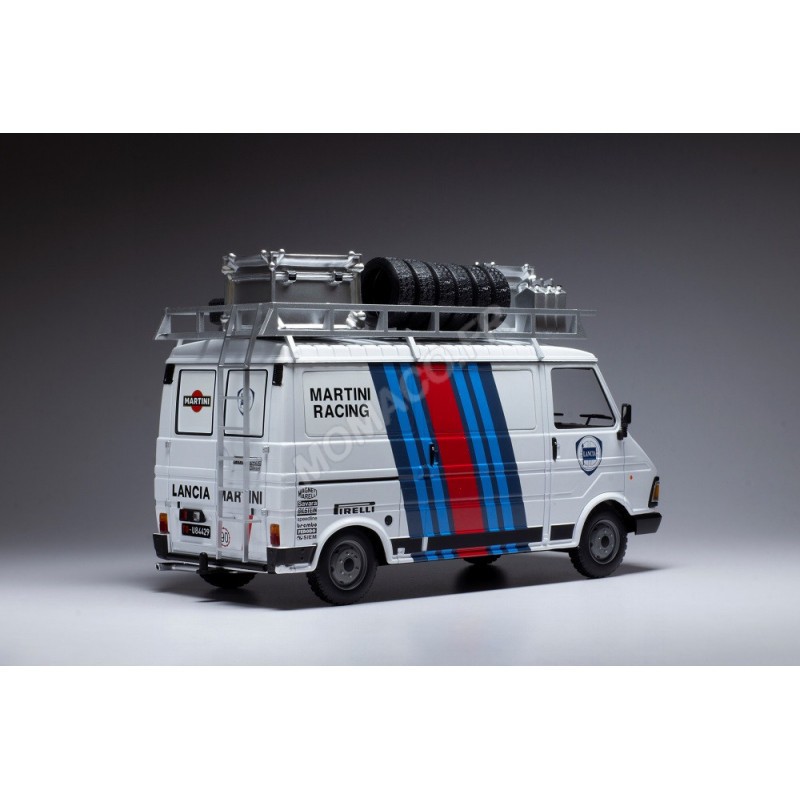 FIAT 242 ASSISTANCE TECHNIQUE EQUIPE "MARTINI" AVEC ACCESSOIRES SUR LE TOIT 1986