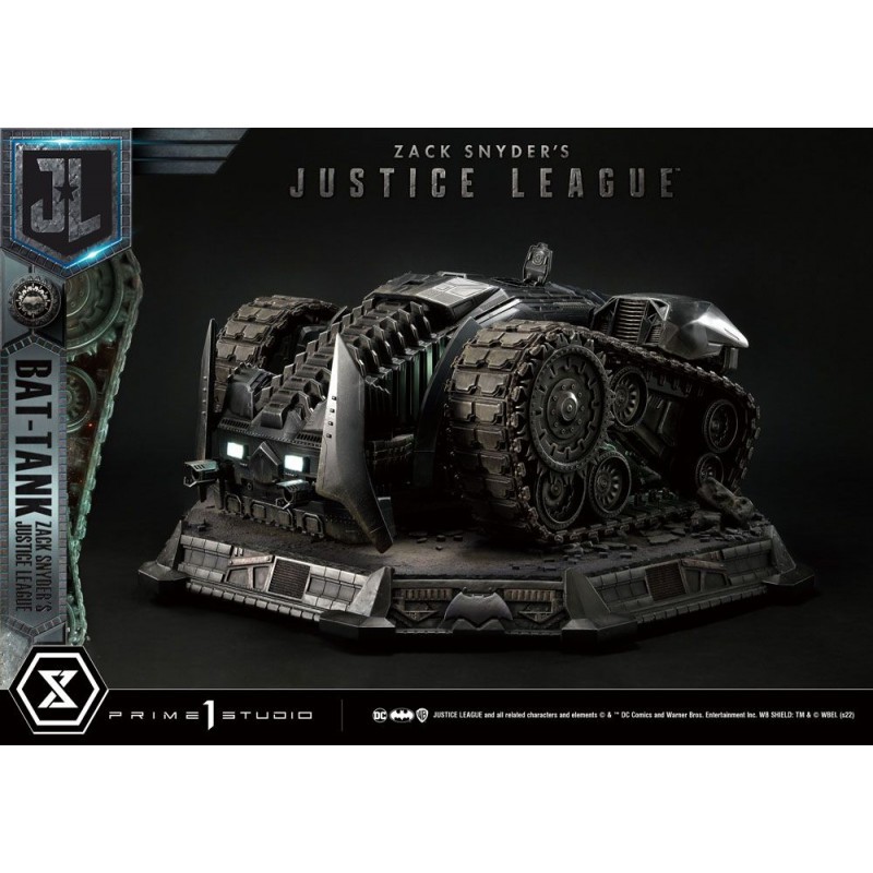 Zack Snyder's Justice League diorama Museum Masterline Bat-Tank Deluxe Version 36 cm