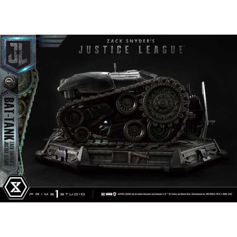 Zack Snyder's Justice League diorama Museum Masterline Bat-Tank Deluxe Version 36 cm