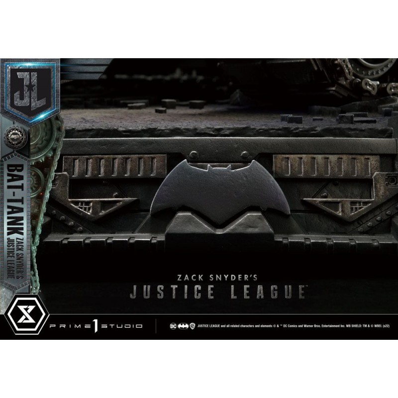 Zack Snyder's Justice League diorama Museum Masterline Bat-Tank Deluxe Version 36 cm