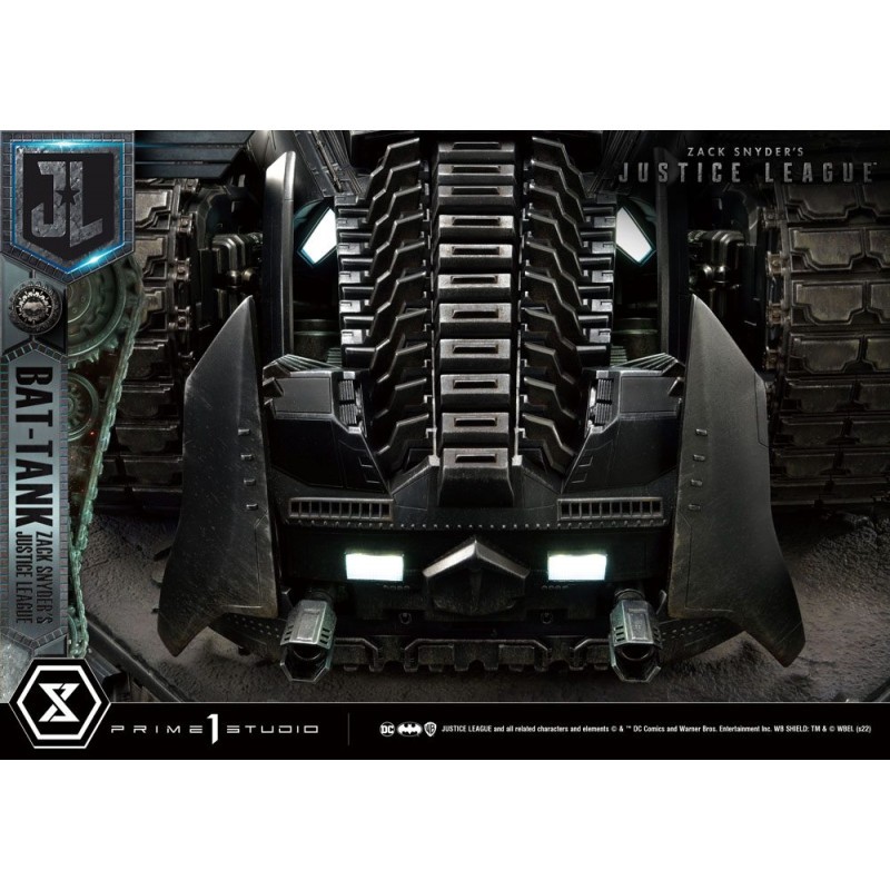 Zack Snyder's Justice League diorama Museum Masterline Bat-Tank Deluxe Version 36 cm