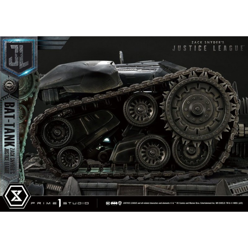 Zack Snyder's Justice League diorama Museum Masterline Bat-Tank Deluxe Version 36 cm