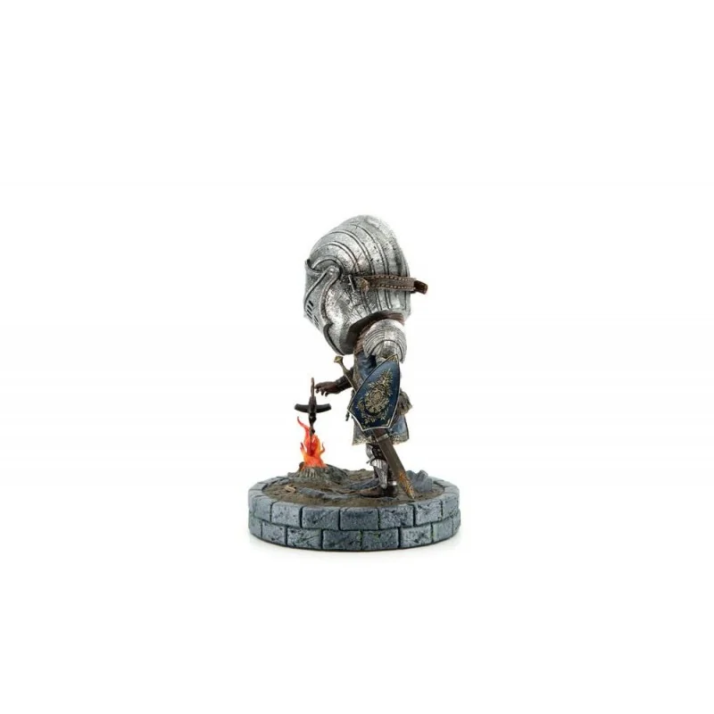 Dark Souls figurine Oscar, Knight of Astora SD 20 cm