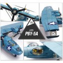 Maquette d'avion en plastique USN PBY-5A "Bataille de Midway"