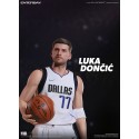 NBA Collection Real Masterpiece Luka Doncic 30 cm