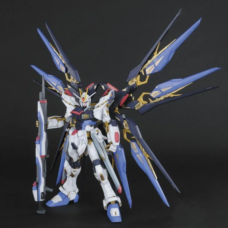 GUNDAM - Perfect Grade - Strike Freedom Gundam - 30 CM REPROD