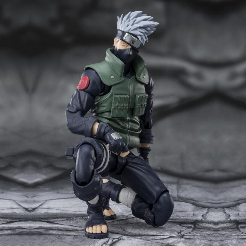 Naruto Shippuden SH Figuarts Hatake Kakashi Famed Sharingan Hero 15cm