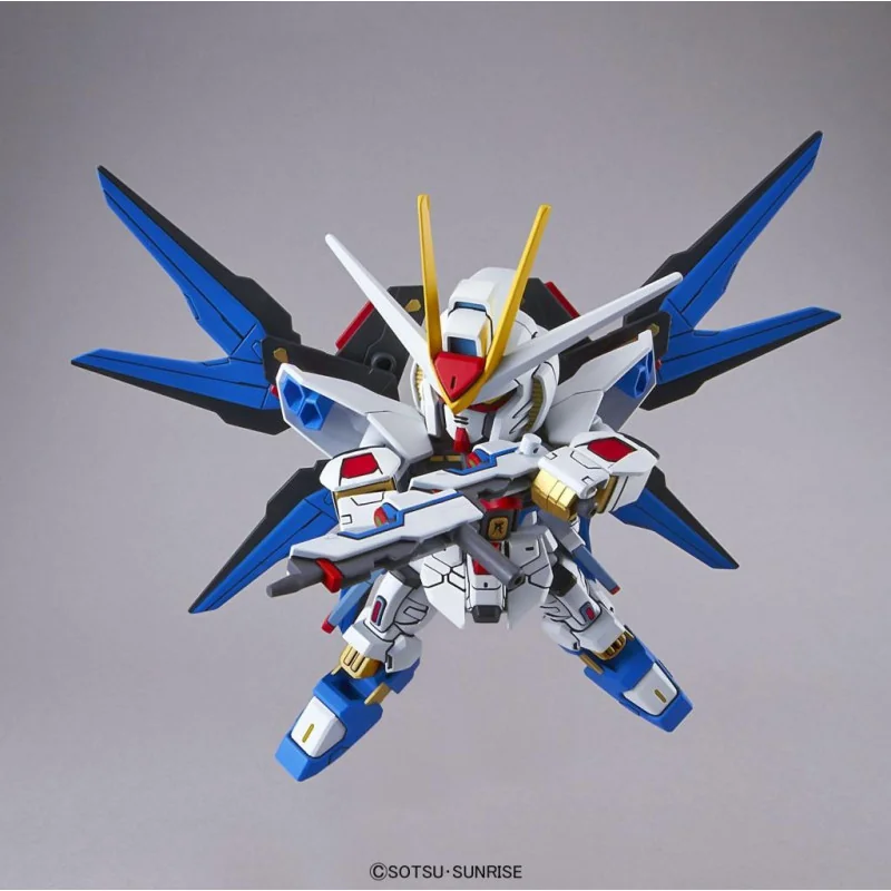 GUNDAM - SD Gundam Ex-Standard Strike Freedom Gundam - Model Kit