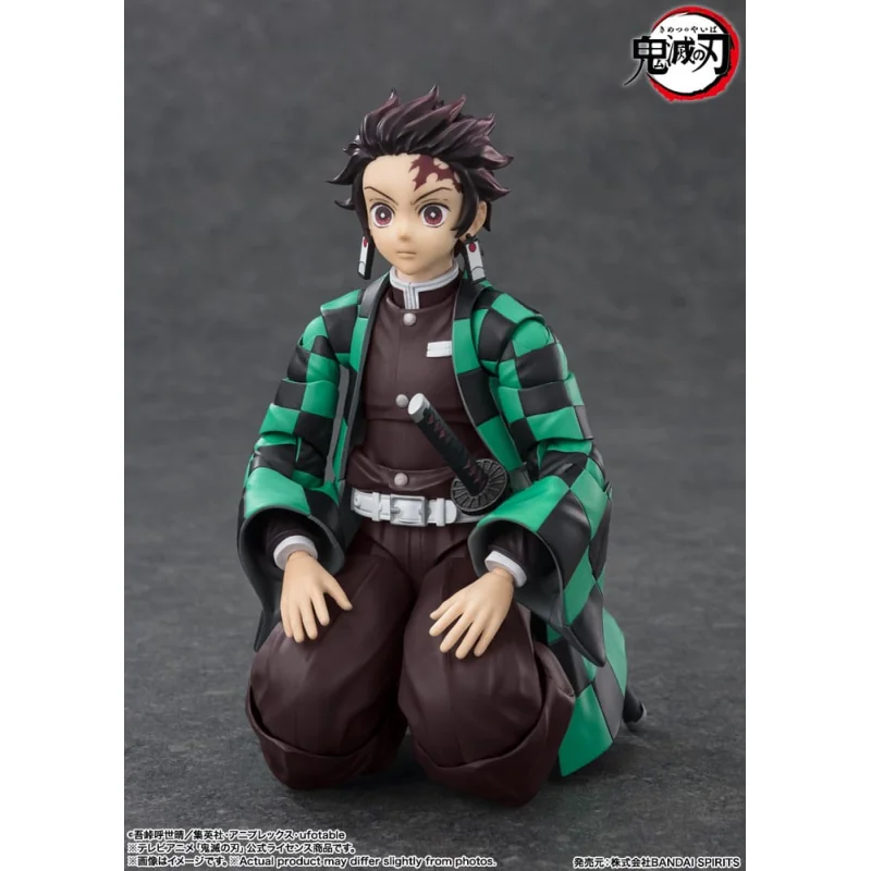 DEMON SLAYER - Tanjiro Kamado - Figurine S.H. Figuarts 14cm