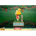 Animal Crossing New Horizon Isabelle Statue