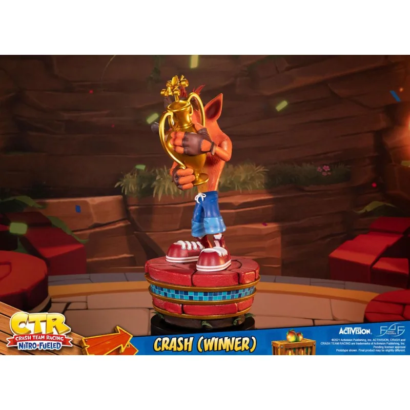 Crash Team Racing Nitro-Fueled statuette Crash (Winner) 46 cm