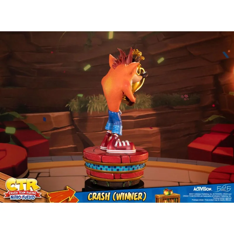 Crash Team Racing Nitro-Fueled statuette Crash (Winner) 46 cm