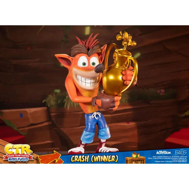 Crash Team Racing Nitro-Fueled statuette Crash (Winner) 46 cm