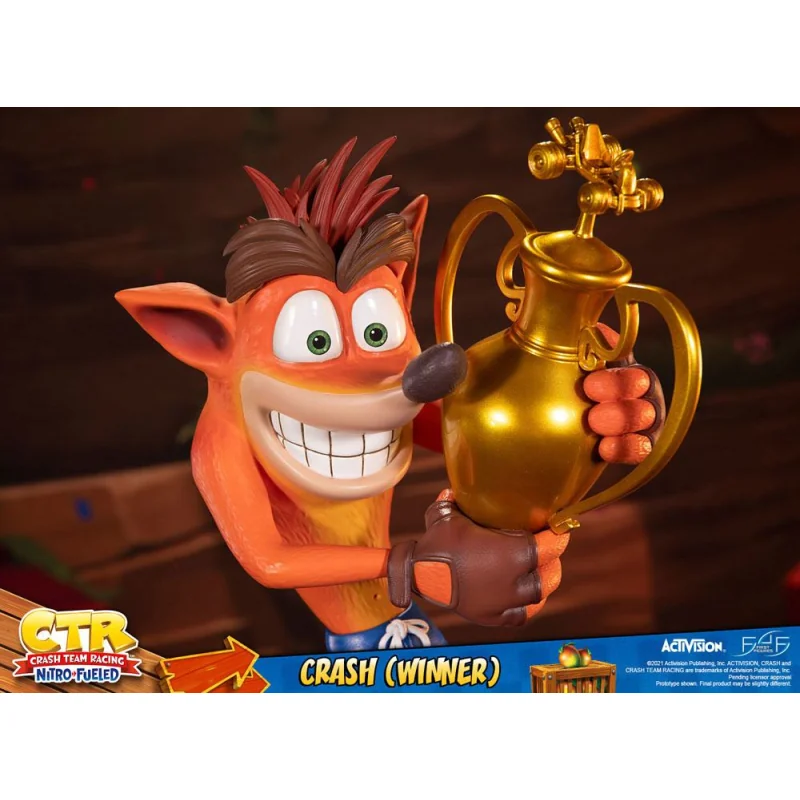 Crash Team Racing Nitro-Fueled statuette Crash (Winner) 46 cm