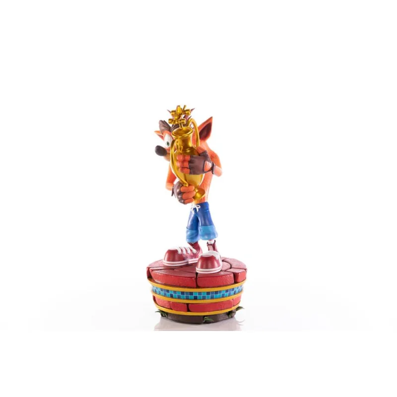 Crash Team Racing Nitro-Fueled statuette Crash (Winner) 46 cm