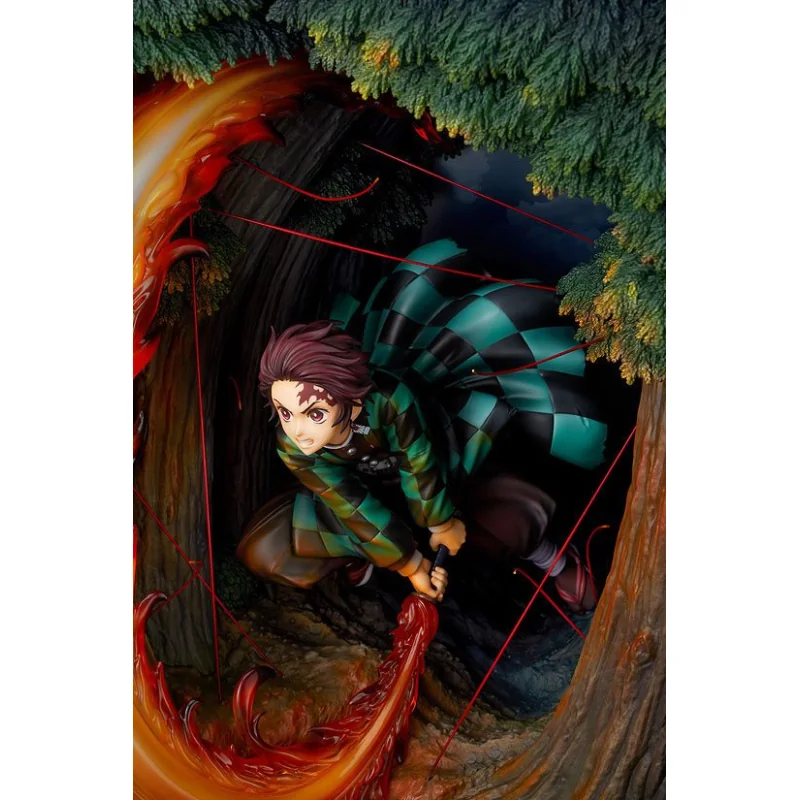 Demon Slayer: Kimetsu no Yaiba statuette PVC Tanjiro Kamado: Hinokami Kagura Dance 36 cm