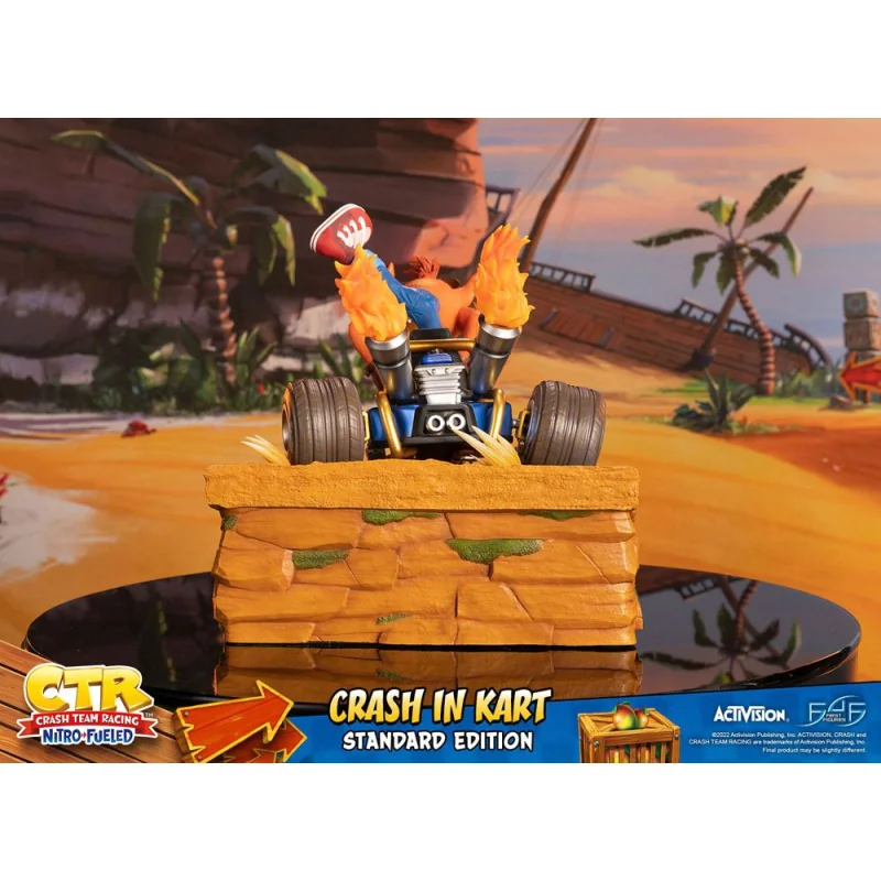 Crash Team Racing Nitro-Fueled statuette Crash in Kart 31 cm