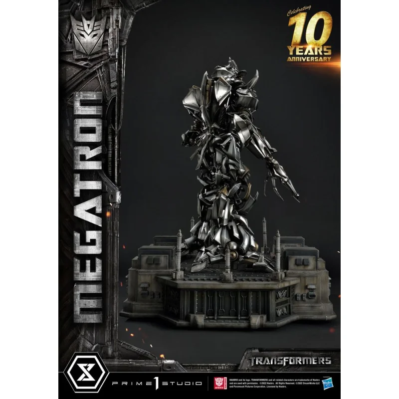 Transformers figurine Museum Masterline Megatron Deluxe Bonus Version 84 cm