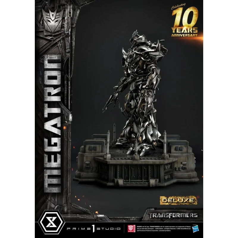 Transformers figurine Museum Masterline Megatron Deluxe Bonus Version 84 cm