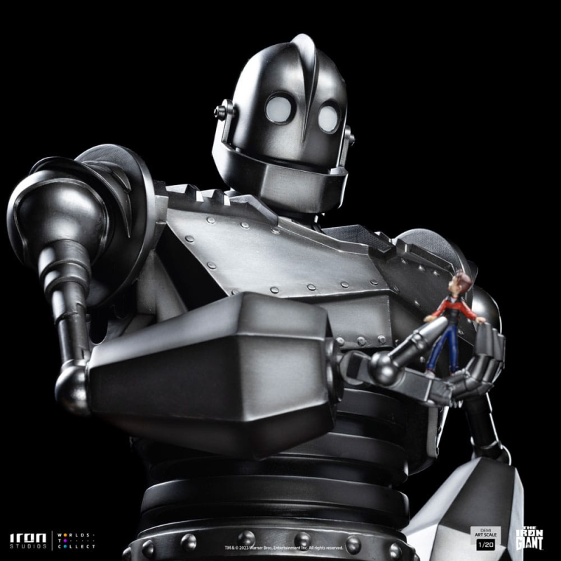 IRON GIANT AND HOGHARTH 1/20 STATUE