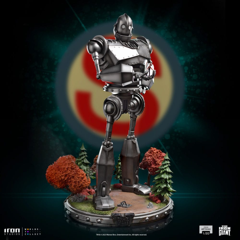 IRON GIANT AND HOGHARTH 1/20 STATUE