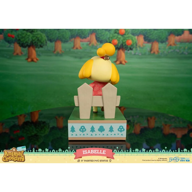 Animal Crossing New Horizon Isabelle Statue