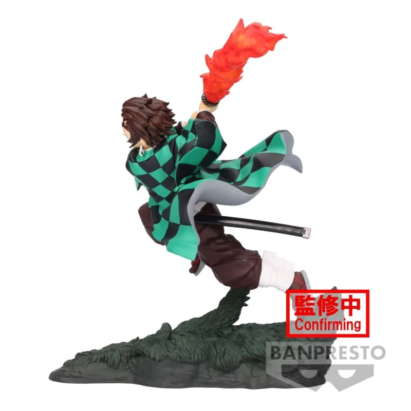 DEMON SLAYER - Figurine Tanjiro Kamado Combination Battle 1/2 9cm