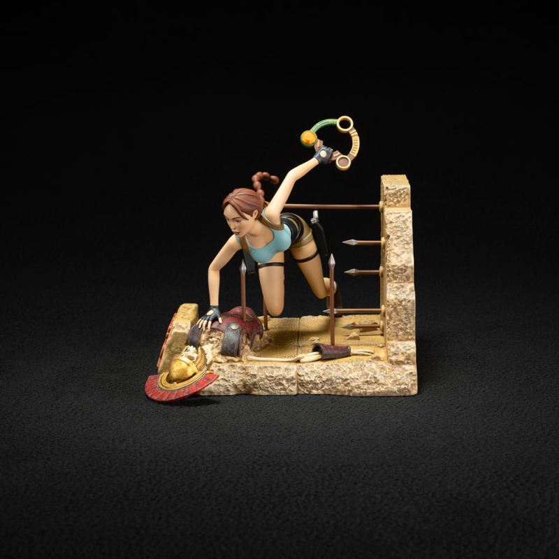 TOMB RAIDER 1996 - Lara Croft Classic Era - Statuette 17cm