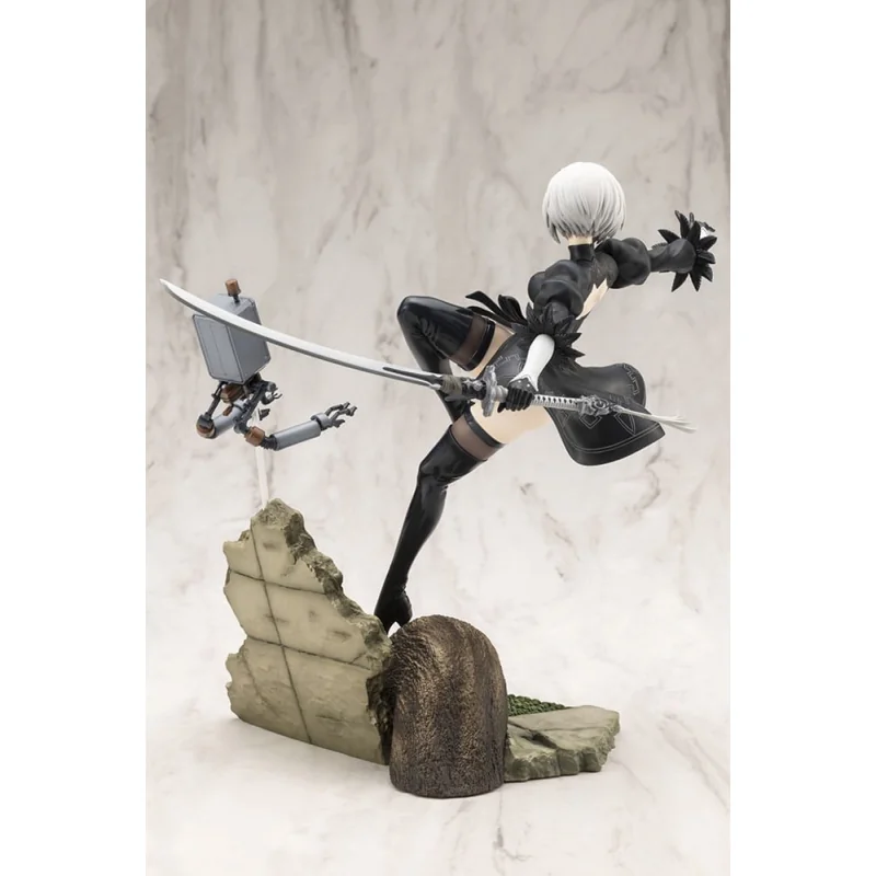 KTOPV102 NIER AUTOMATA VER. 1.1A - 2B - Statuette ARTFXJ 1/8 24cm