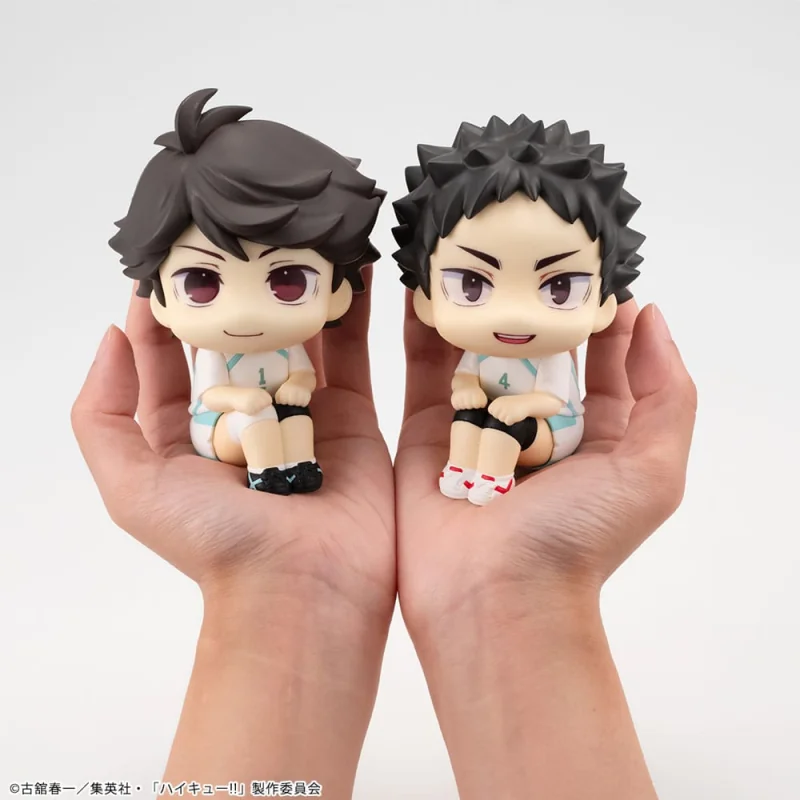 Statuette Haikyu!! statuetten PVC Look Up Toru Oikawa & Hajime Iwaizumi Uniform Ver. 11 cm (with gift)