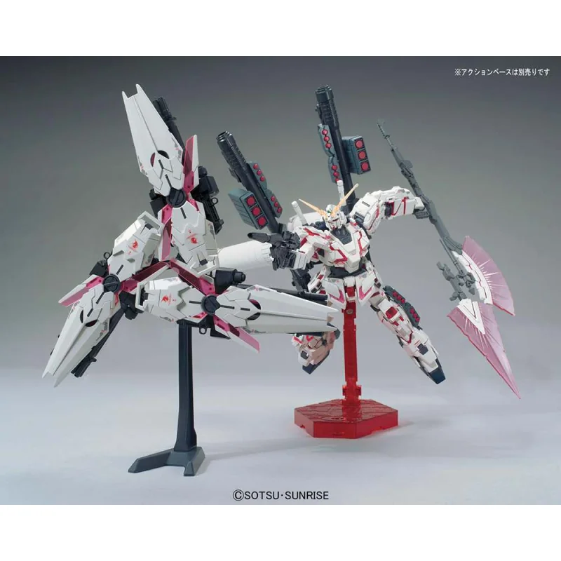 HGUC 1/144 UNICORN FULL ARMOR GUNDAM RED Voir