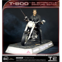 T-800 ON MOTORCYCLE LTD SIGN ED. STATUE