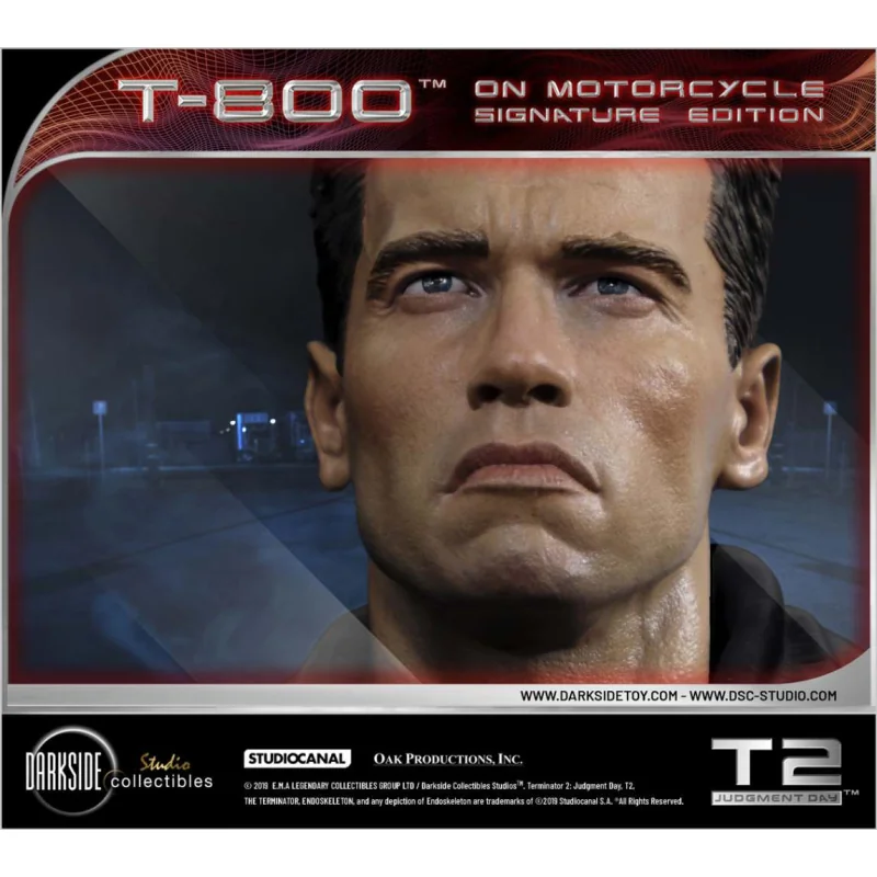 T-800 ON MOTORCYCLE LTD SIGN ED. STATUE